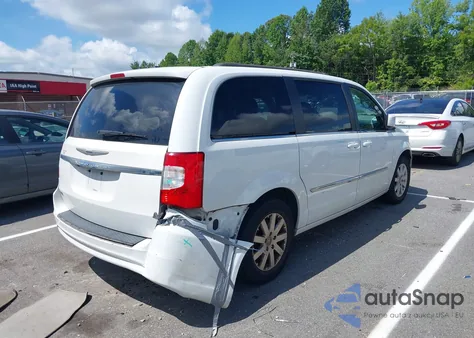 2016 Chrysler Town & Country Touring из США, поврежденный, VIN 2C4RC1BG0GR301270